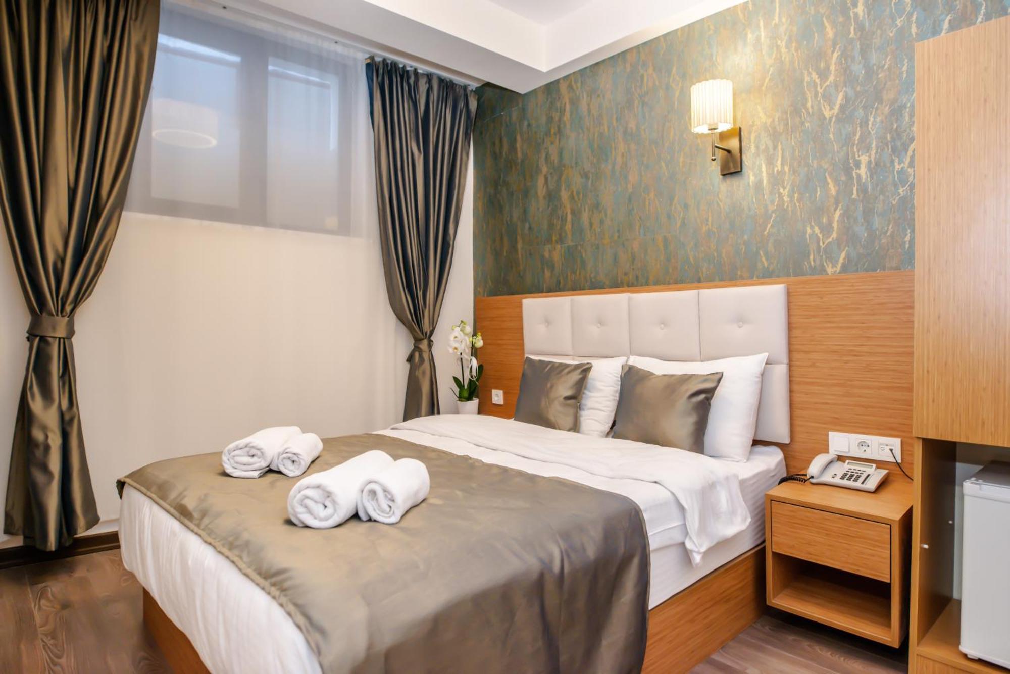 Economy Double Room,1285232590:JPEG